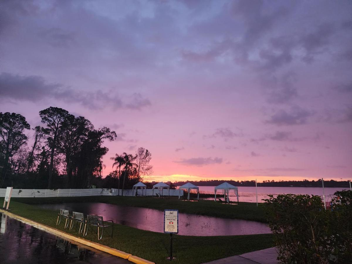 Palazzo Lakeside Hotel Kissimmee Exterior photo